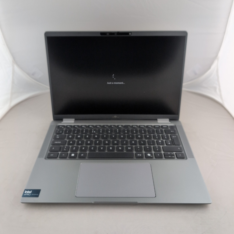 Refurbished Dell Latitude 7450 Core Ultra 7 165U 32GB RAM 512GB SSD 14 Inch Windows 11 Home Laptop