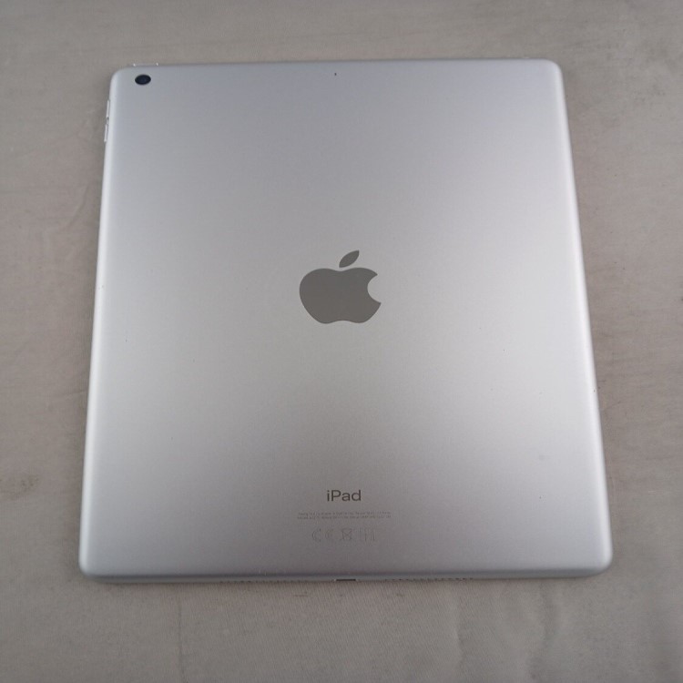 Refurbished Apple iPad 8th gen 2020 10.2" Silver 32GB Wi-Fi Tablet 