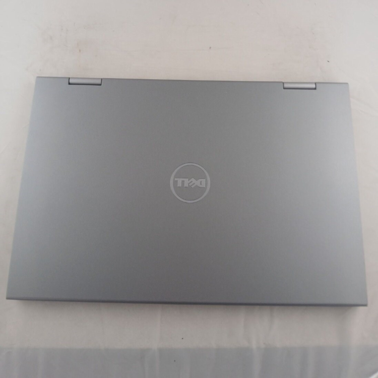 Refurbished Dell Inspiron 5579 Core i5-8250U 8GB RAM 256GB SSD 15.3 Inch Windows 11 Home Laptop