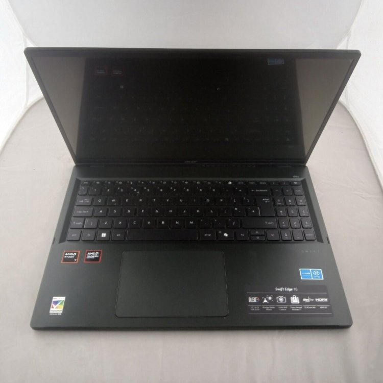 Refurbished Acer Swift SFE16-44 Ryzen 7 8840U 15GB RAM 1TB SSD 16 Inch Windows 11 Laptop