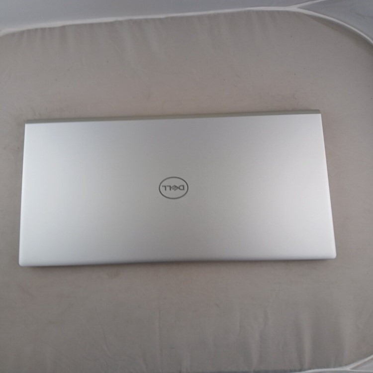 Refurbished Dell Inspiron 5502 Core i5 1135G7 8GB RAM 512GB SSD 15.6 Inch Windows 11 Home Laptop