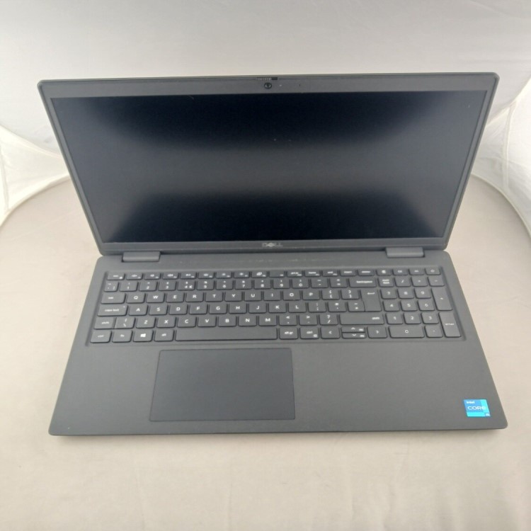 Refurbished Dell Latitude 3520 Core i5-1135G7 16GB RAM 256GB SSD 15.6 Inch Windows 11 Home Laptop