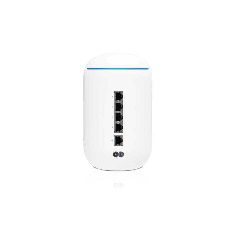 Ubiquiti UniFi Dream Machine All-in-One Device with Access Point Switch & Security Gateway
