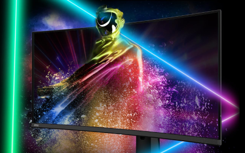 PLAY IN BOUNDLESS COLOURS