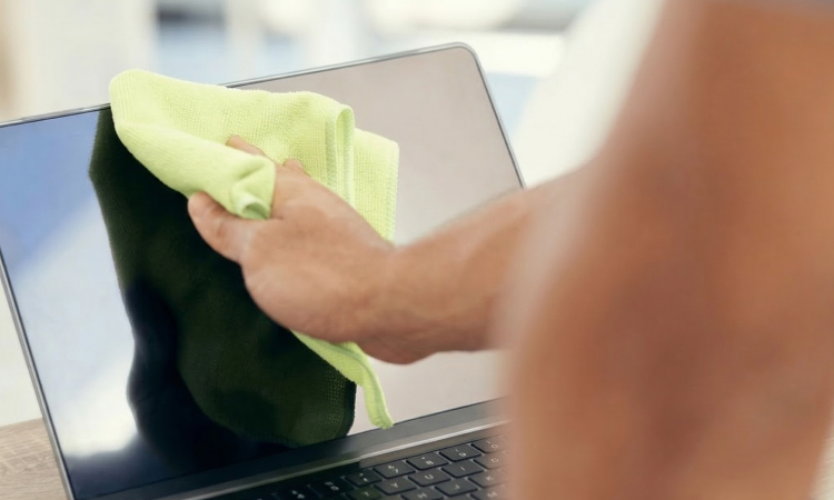 How To Clean Your Laptop